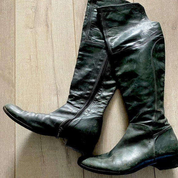 Italian leather knee high boots - Picture 1 of 5
